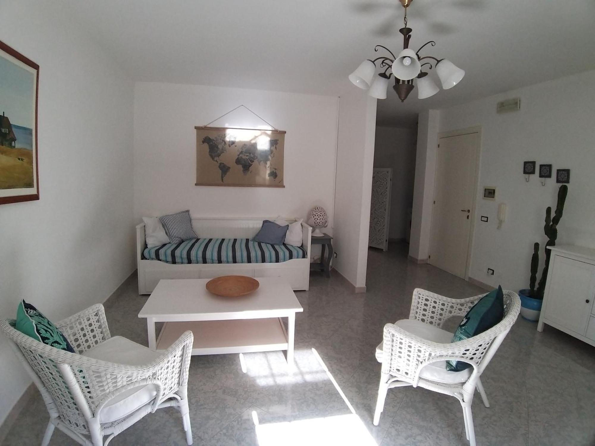 La Voliera Apartment Castro  Екстериор снимка